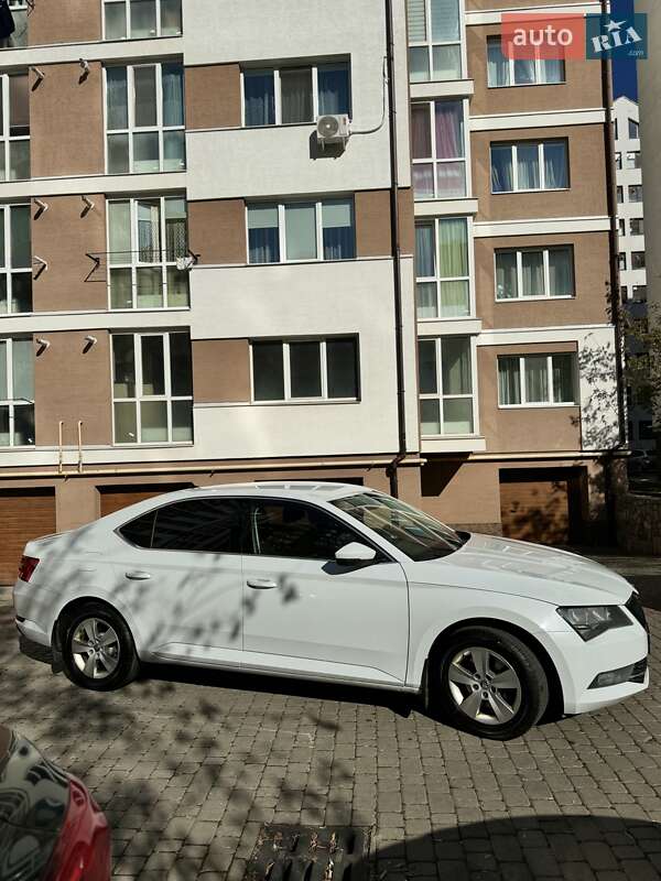 Ліфтбек Skoda Superb 2018 в Івано-Франківську