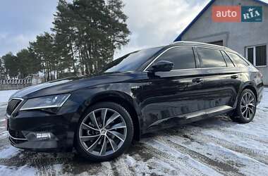 Універсал Skoda Superb 2018 в Радивиліві