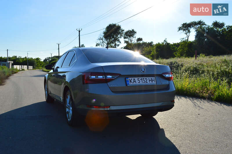 Ліфтбек Skoda Superb 2018 в Києві