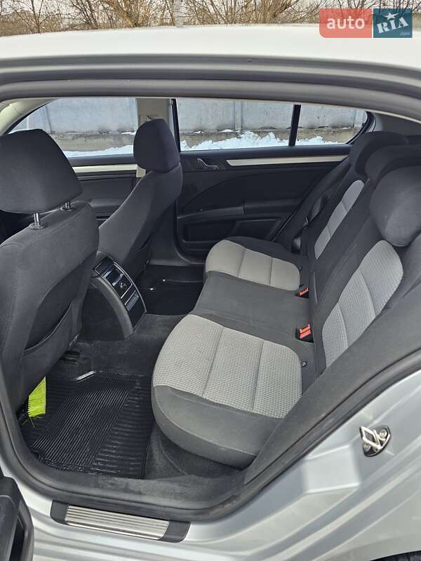 Лифтбек Skoda Superb 2010 в Харькове