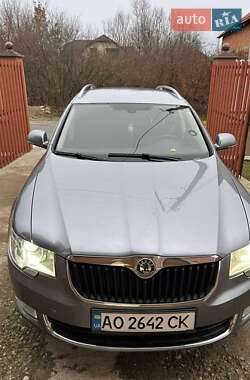 Универсал Skoda Superb 2010 в Тячеве