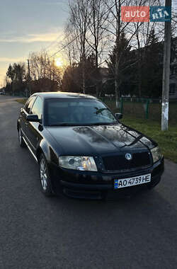 Лифтбек Skoda Superb 2006 в Ужгороде