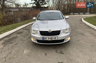 Універсал Skoda Superb 2012 в Рівному