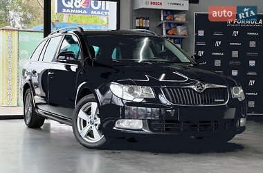 Універсал Skoda Superb 2012 в Нововолинську