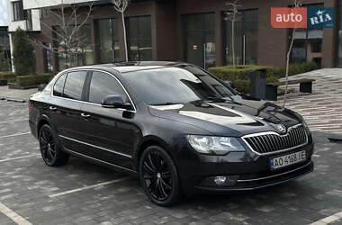 Ліфтбек Skoda Superb 2014 в Ужгороді