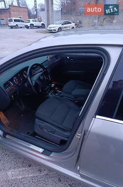 Лифтбек Skoda Superb 2009 в 