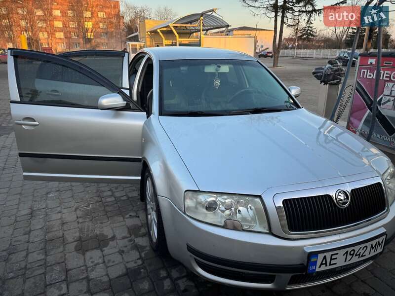 Лифтбек Skoda Superb 2005 в Сарнах фото 2 Лифтбек Skoda Superb 2005 в Сарнах