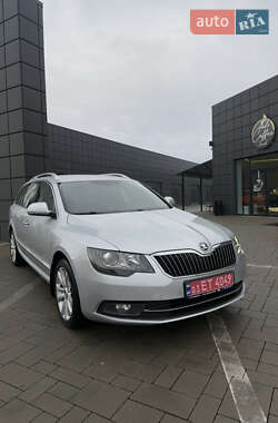 Универсал Skoda Superb 2014 в 