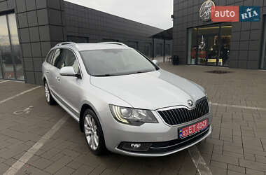 Универсал Skoda Superb 2014 в 