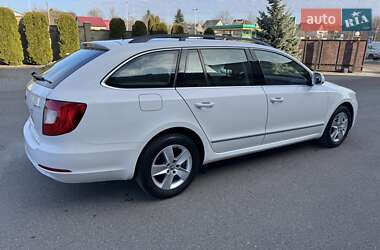 Універсал Skoda Superb 2010 в Луцьку