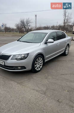 Лифтбек Skoda Superb 2013 в Кривом Роге