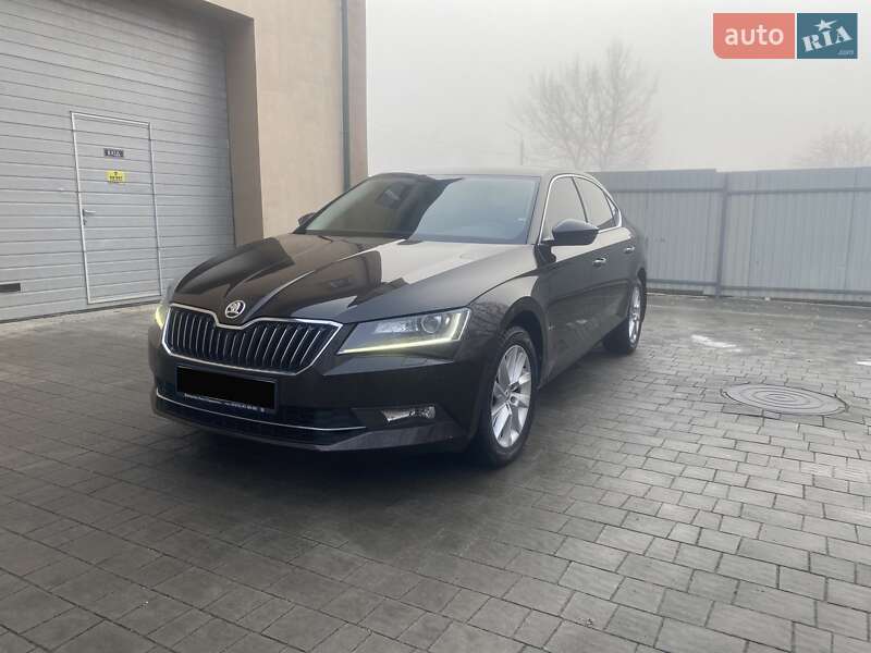 Ліфтбек Skoda Superb 2018 в Тернополі