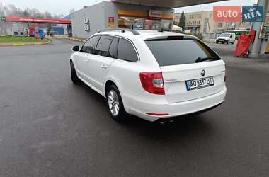 Універсал Skoda Superb 2014 в 