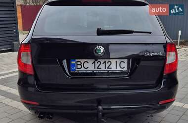 Універсал Skoda Superb 2011 в Львові