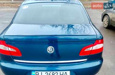 Лифтбек Skoda Superb 2012 в 