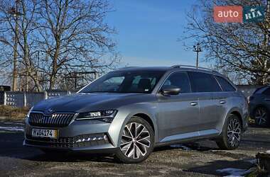 Універсал Skoda Superb 2020 в Шепетівці