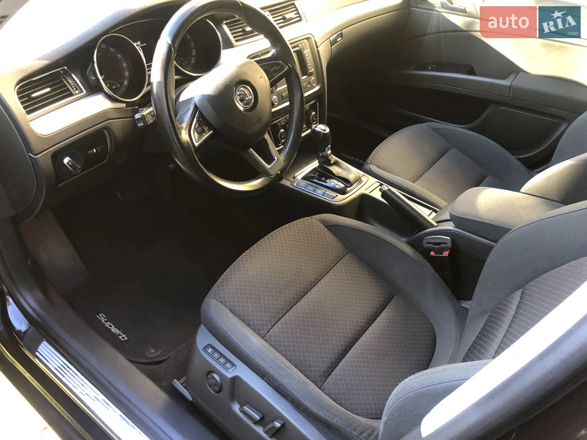 2015 Skoda Superb - мініатюра 12