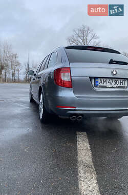 Універсал Skoda Superb 2011 в Бердичеві