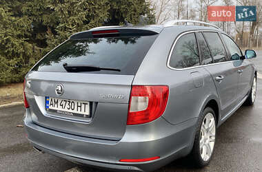 Універсал Skoda Superb 2011 в Бердичеві