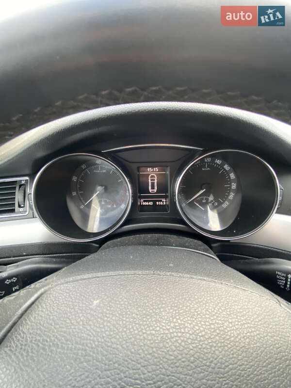 Універсал Skoda Superb 2009 в Перечині