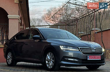 Ліфтбек Skoda Superb 2020 в Мукачевому