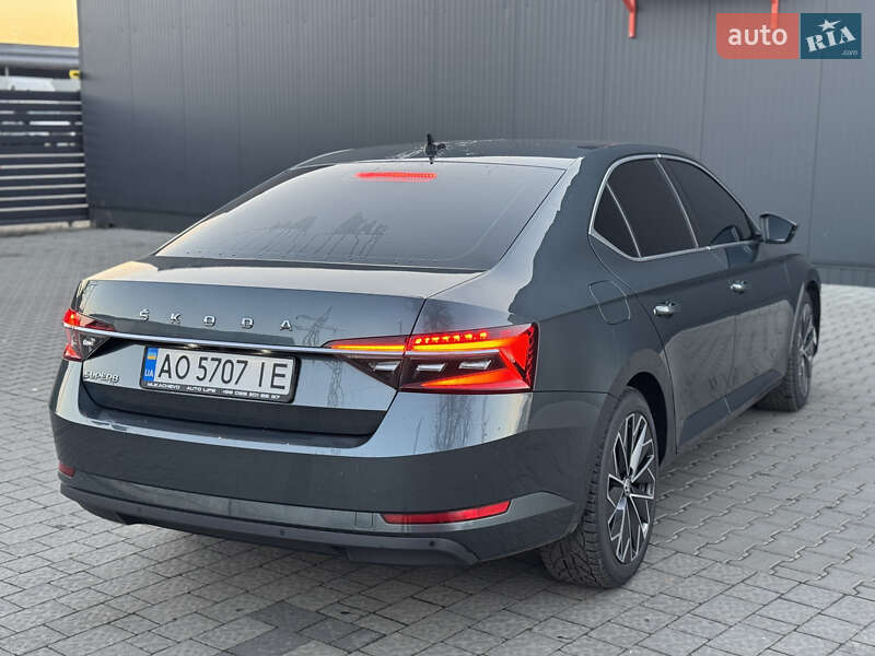 Лифтбек Skoda Superb 2019 в Мукачево