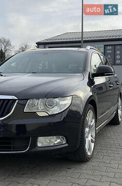 Универсал Skoda Superb 2010 в Ровно