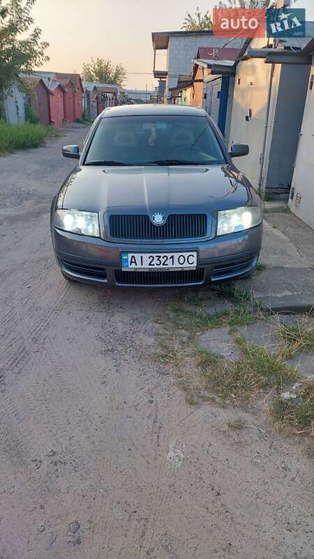Skoda Superb 2005