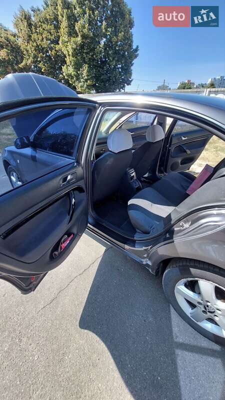 Лифтбек Skoda Superb 2005 в Броварах