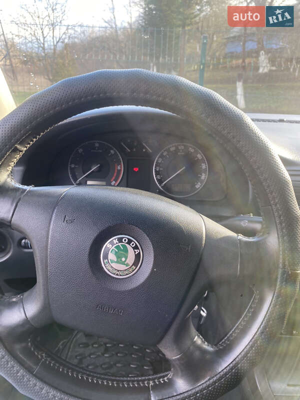 Ліфтбек Skoda Superb 2007 в Старому Самборі