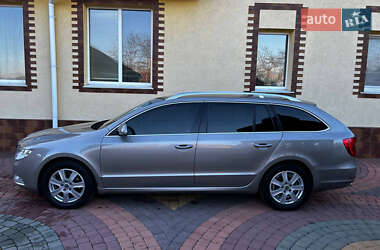 Универсал Skoda Superb 2010 в Николаеве