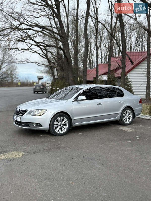 Ліфтбек Skoda Superb 2014 в Івано-Франківську