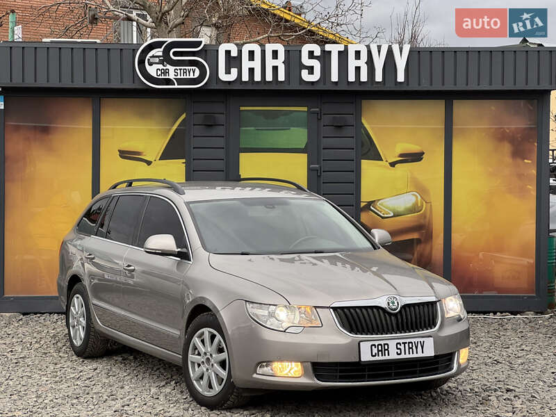 Универсал Skoda Superb 2010 в Стрые