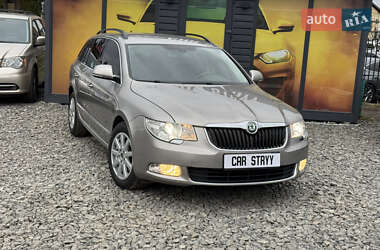 Универсал Skoda Superb 2010 в Стрые