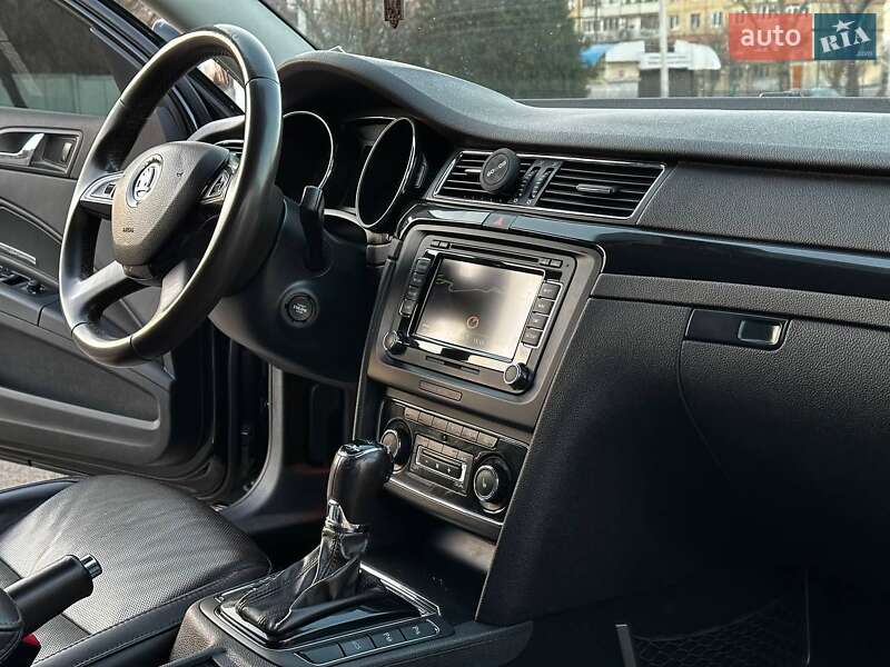 Универсал Skoda Superb 2015 в Кривом Роге