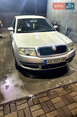 Ліфтбек Skoda Superb 2004 в Києві