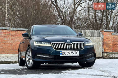 Лифтбек Skoda Superb 2020 в Дрогобыче