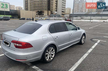 Ліфтбек Skoda Superb 2013 в Києві