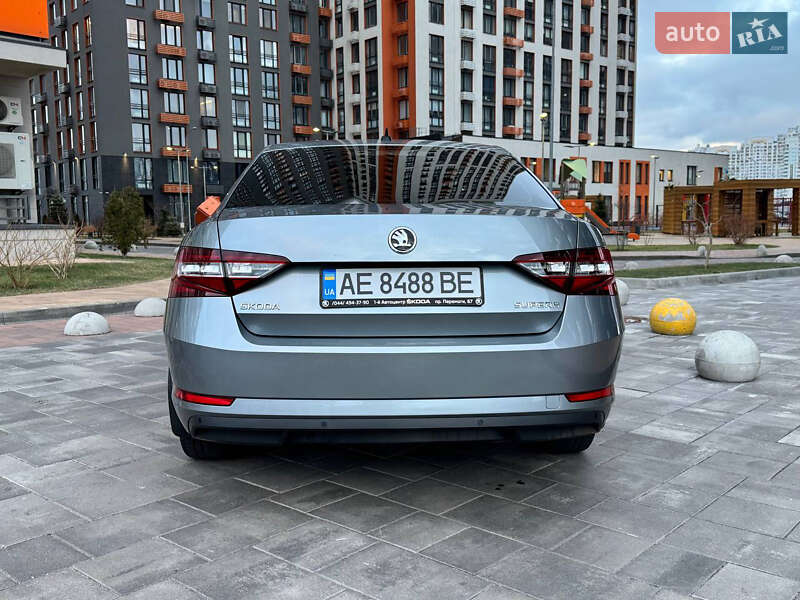 Ліфтбек Skoda Superb 2015 в Києві