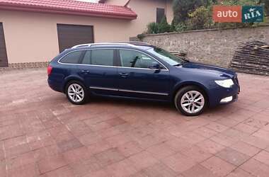 Універсал Skoda Superb 2010 в Рівному