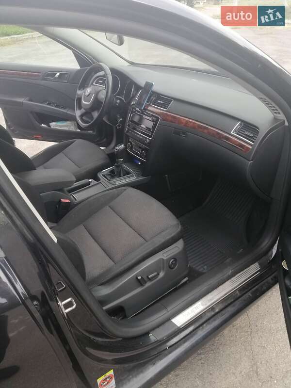 Универсал Skoda Superb 2010 в Виннице