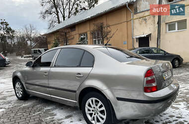 Лифтбек Skoda Superb 2008 в Львове