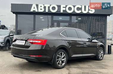 Ліфтбек Skoda Superb 2019 в Києві