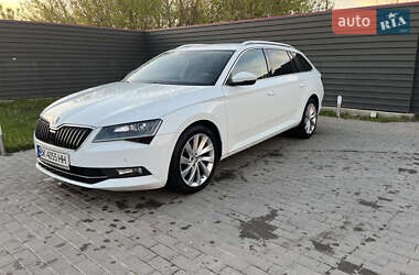 Универсал Skoda Superb 2018 в 