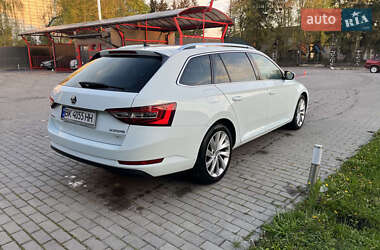 Универсал Skoda Superb 2018 в 