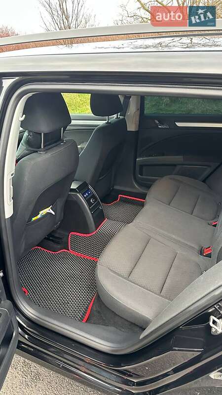 Универсал Skoda Superb 2015 в Ужгороде