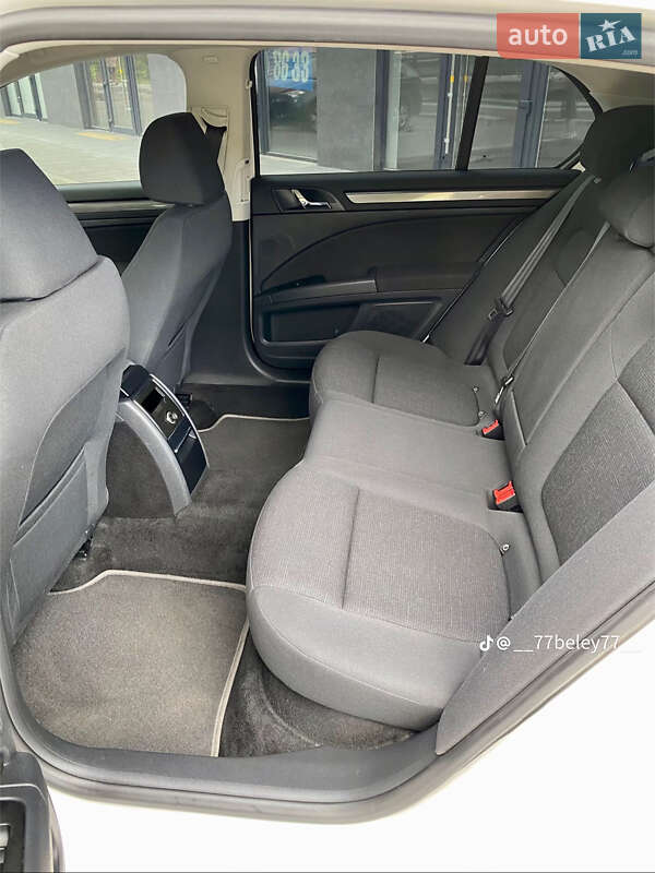 Лифтбек Skoda Superb 2013 в Хусте