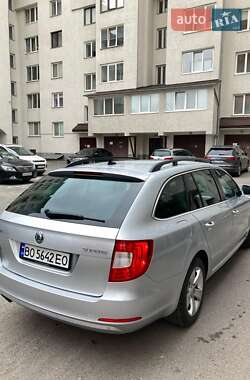 Универсал Skoda Superb 2013 в Тернополе