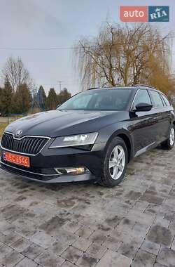 Универсал Skoda Superb 2016 в Здолбунове