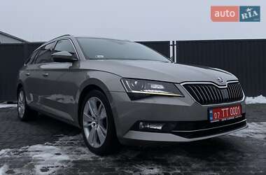 Універсал Skoda Superb 2016 в Мукачевому